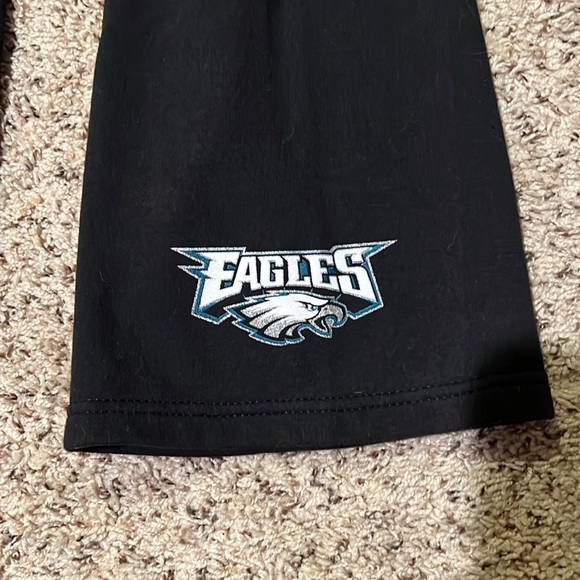 ❤️VINTAGE❤️ size small NFL Philadelphia Eagles sweatpants w/ logo on bottom side - Picture 3 of 4